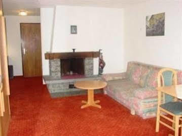 Appartment Haus Monazit Zermatt Bagian luar foto
