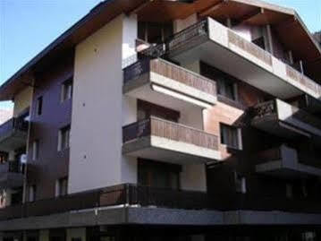 Appartment Haus Monazit Zermatt Bagian luar foto