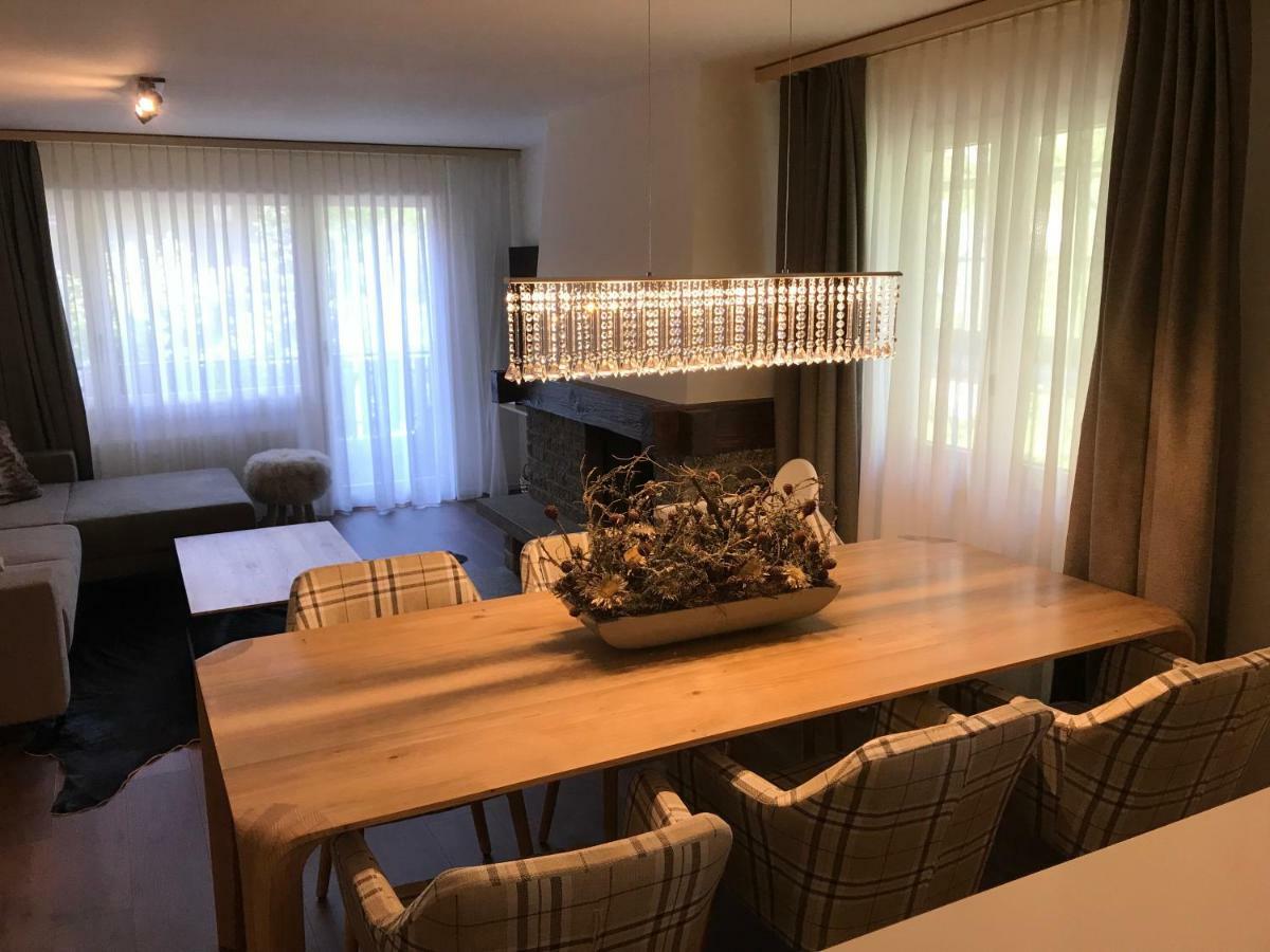 Appartment Haus Monazit Zermatt Bagian luar foto